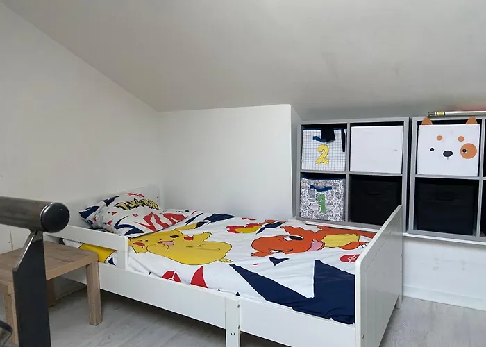 Maison 4 Chambres Avec Piscine