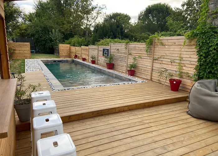 Maison 4 Chambres Avec Piscine