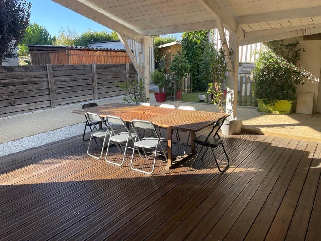 Maison 4 Avec Piscine Holiday home